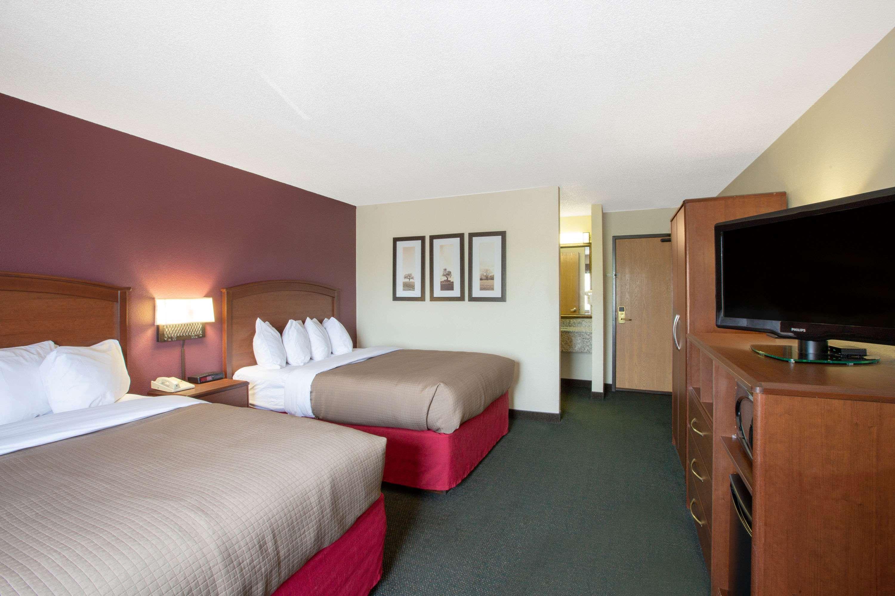 Americinn By Wyndham Kearney Exterior photo